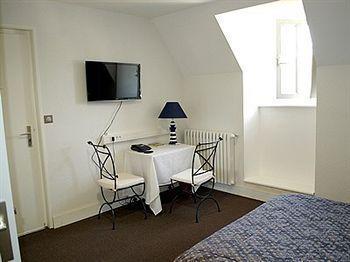 Logis L'europe Hotel