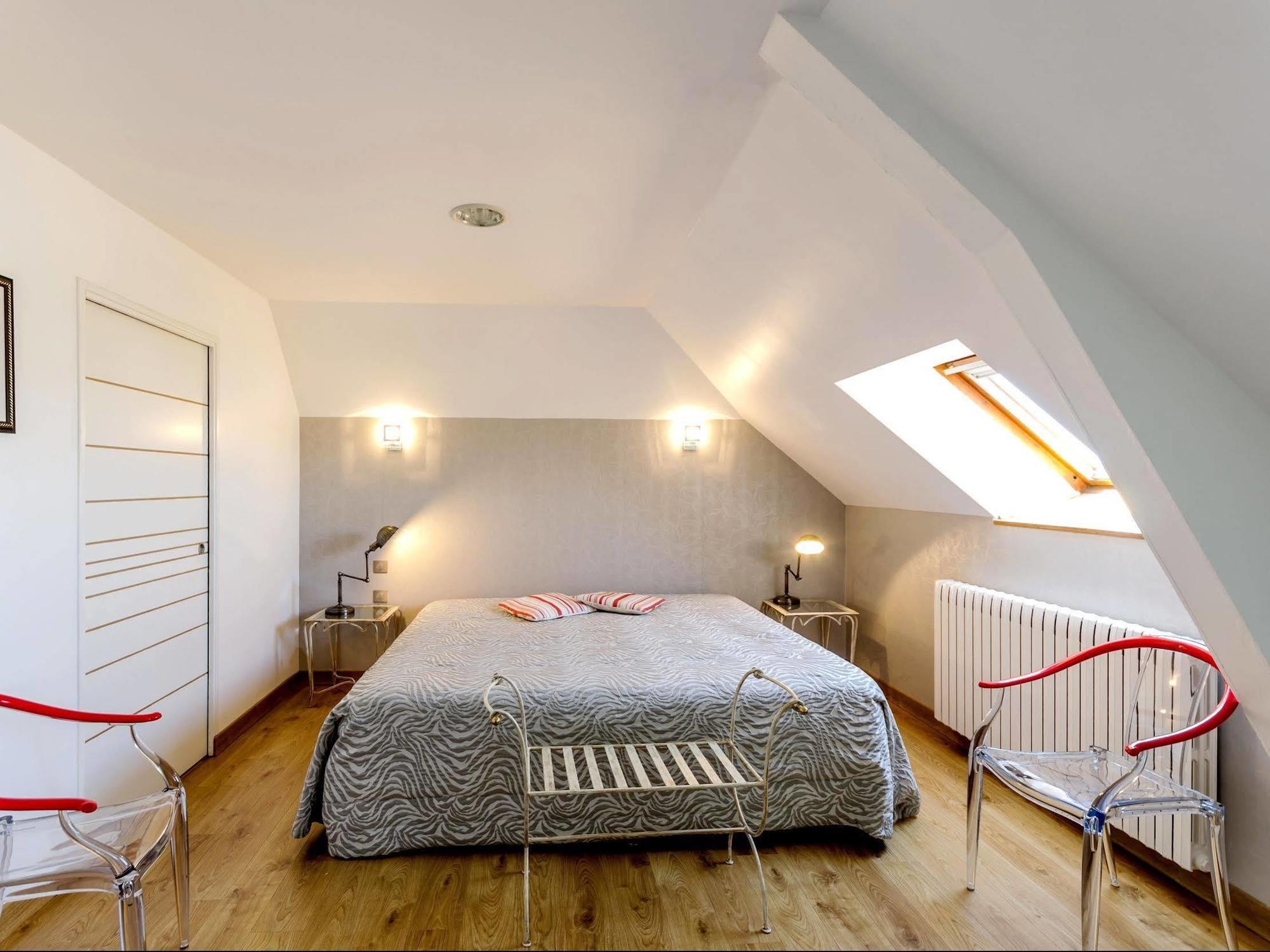 Logis L'europe Hotel